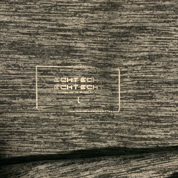 ECHT size large. - Picture 2 of 3